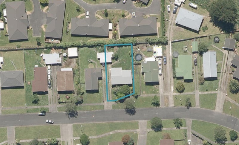 41 Hackett Street, Whanganui East, Whanganui - Carousel 1