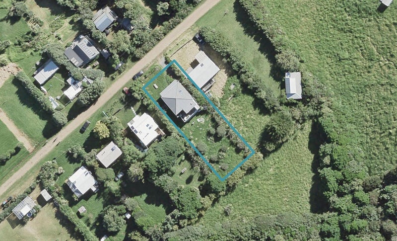 21 Woody Bay Road, Rakino Island, Auckland - Carousel 1