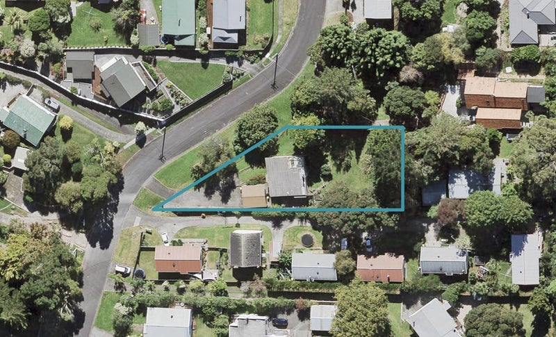 4 Malam Street, Glen Eden, Auckland - Carousel 1