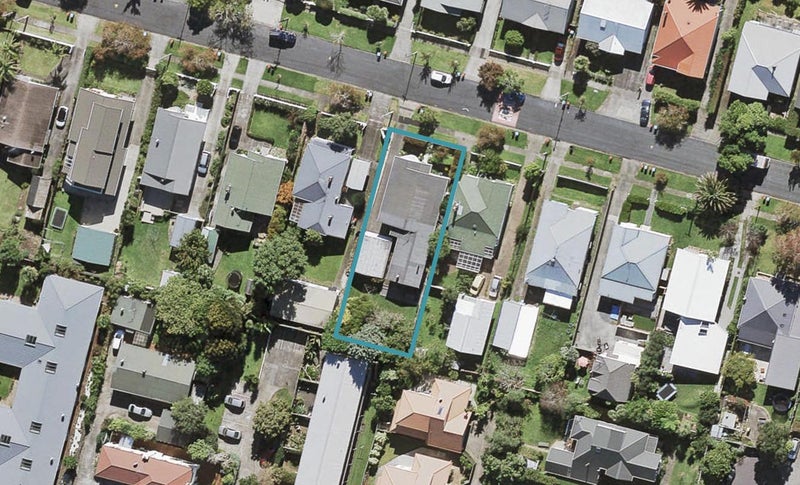 19 Truro Road, Sandringham, Auckland - Carousel 1