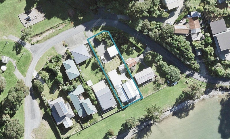 8 Baddeleys Beach Road, Tāwharanui Peninsula, Matakana - Carousel 1