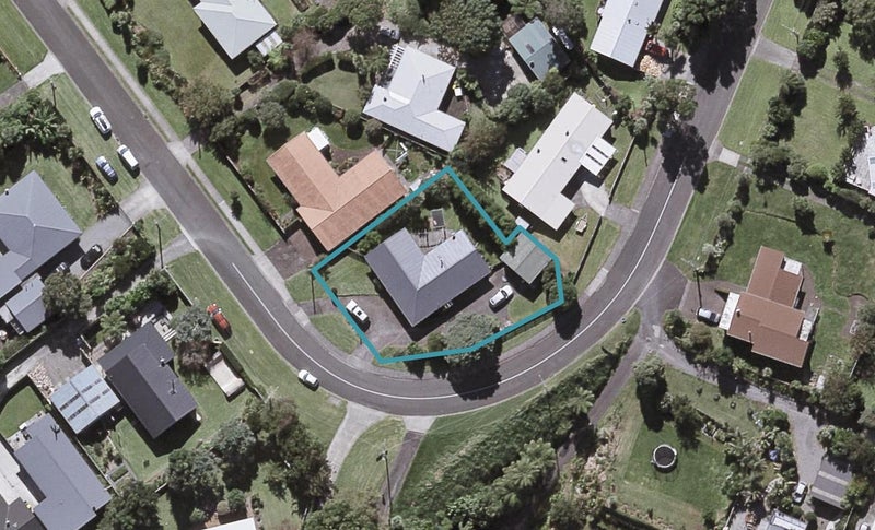 55 Mcfarlane Street, Oakura, Oakura - Carousel 1
