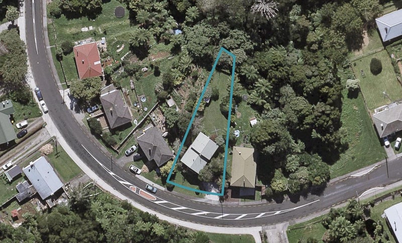 42 Parsons Street, Vogeltown, New Plymouth - Carousel 1