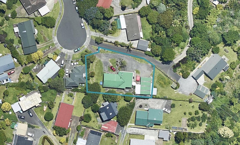 11 Lochinvar Place, Hairini, Tauranga - Carousel 1