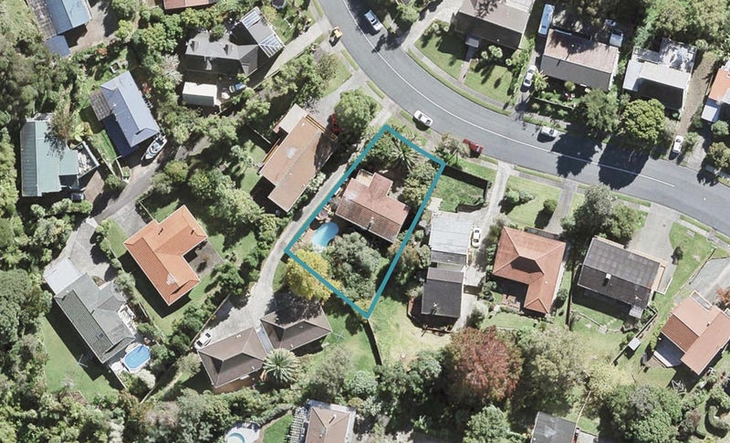 52 Stapleford Crescent, Browns Bay, Auckland - Carousel 1