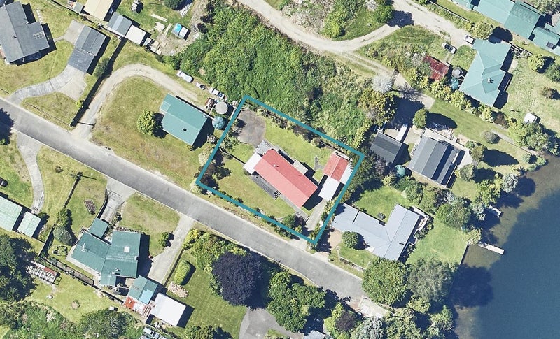 13 Ngareta Road, Mourea, Rotorua - Carousel 1