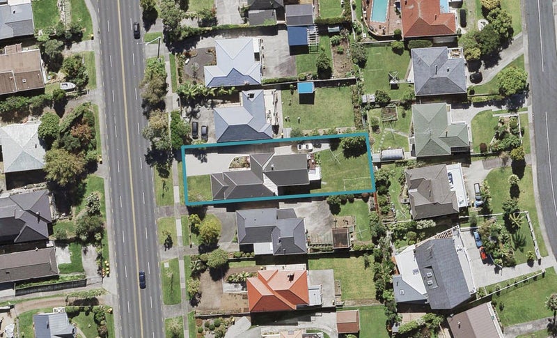 4293 Great North Road, Glendene, Auckland - Carousel 1