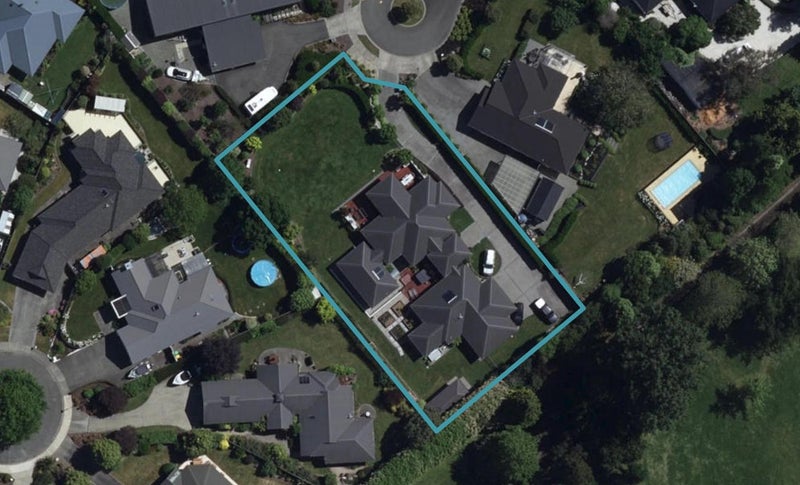 5 Ashfield Place, Richmond, Richmond - Carousel 1