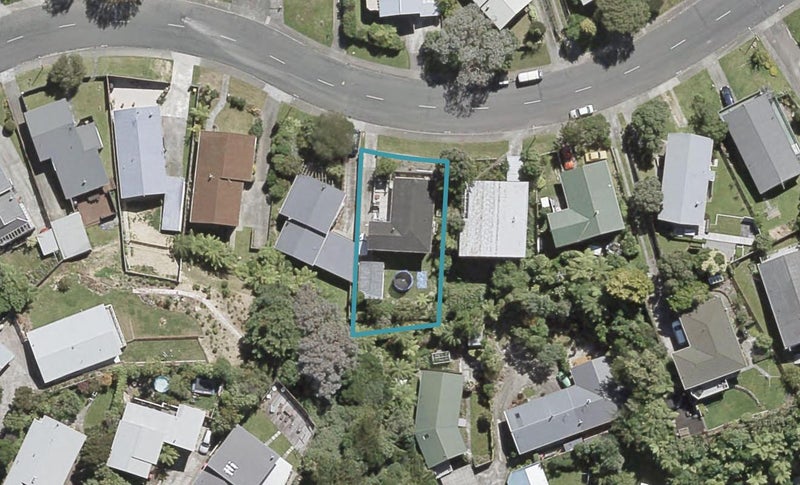 23 Redvers Drive, Belmont, Lower Hutt - Carousel 1