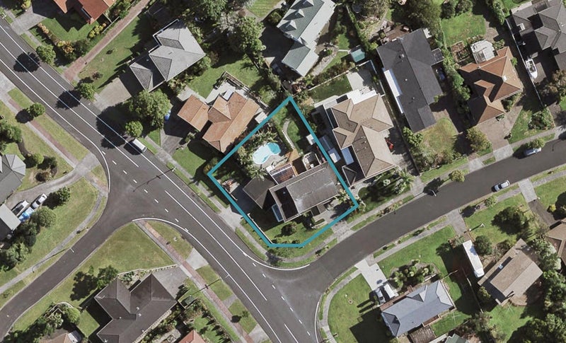 2 Lemonwood Place, The Gardens, Auckland - Carousel 1