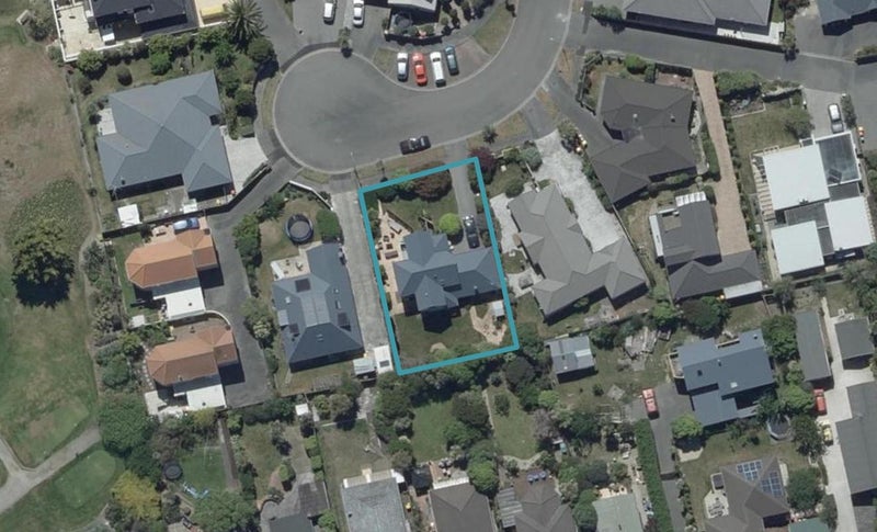 21 Cordyline Place, Waimairi Beach, Christchurch - Carousel 1