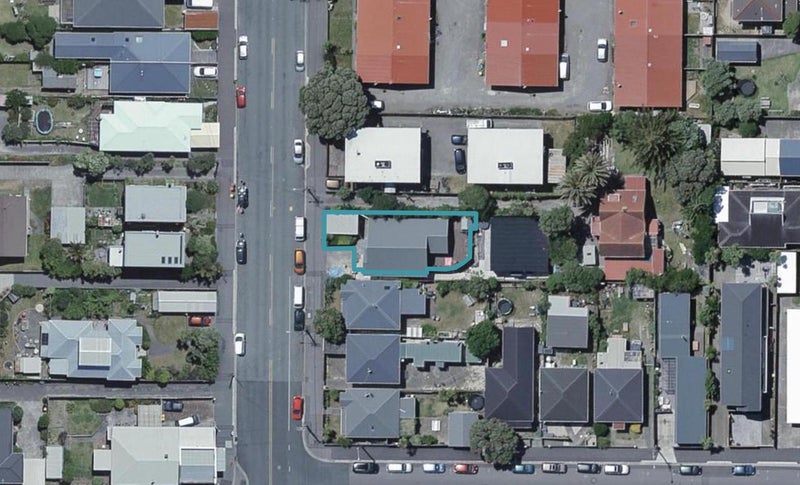 179 Queens Drive, Lyall Bay, Wellington - Carousel 1
