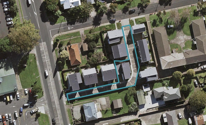 8 Tangata Lane, Mount Wellington, Auckland - Carousel 1
