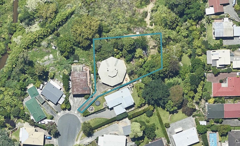 17 Awanui Place, Welcome Bay, Tauranga - Carousel 1