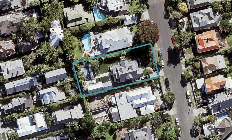 14 Salisbury Street, Herne Bay, Auckland - Carousel 1