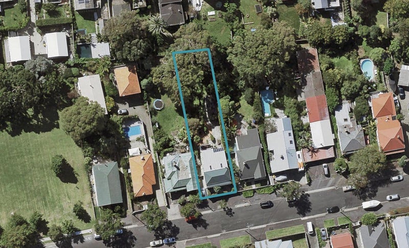 30 Hastings Parade, Devonport, Auckland - Carousel 1