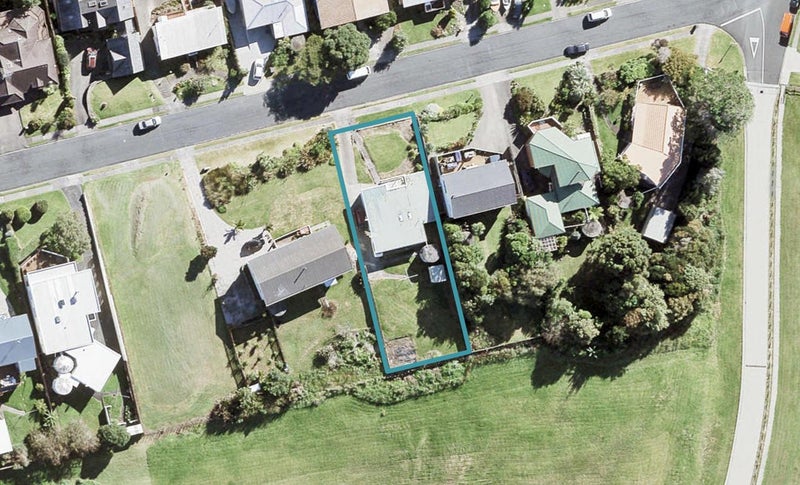 7 Kathy Terrace, Stanmore Bay, Whangaparaoa - Carousel 1