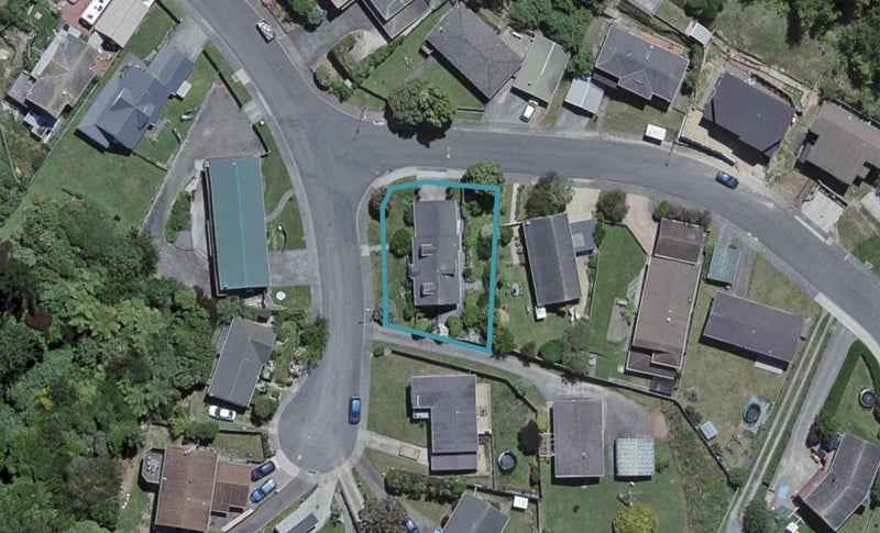 48 Dominica Crescent, Grenada Village, Wellington - Carousel 1
