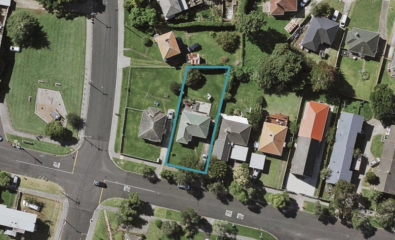 18 Hobson Drive, Panmure, Auckland - Carousel 1
