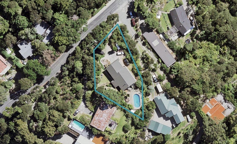 764 South Titirangi Road, Titirangi, Auckland - Carousel 1