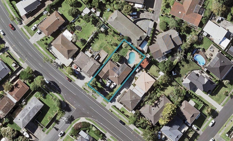 92 Prince Regent Drive, Half Moon Bay, Auckland - Carousel 1