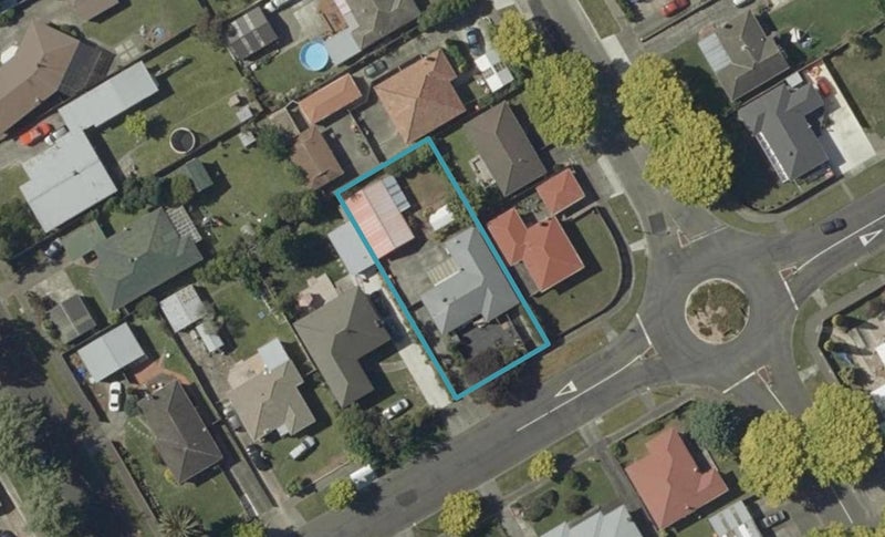 27 Liverpool Street, Takaro, Palmerston North - Carousel 1