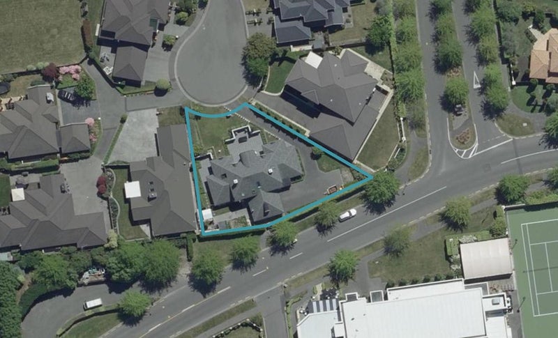 3 Royal Court, Northwood, Christchurch - Carousel 1