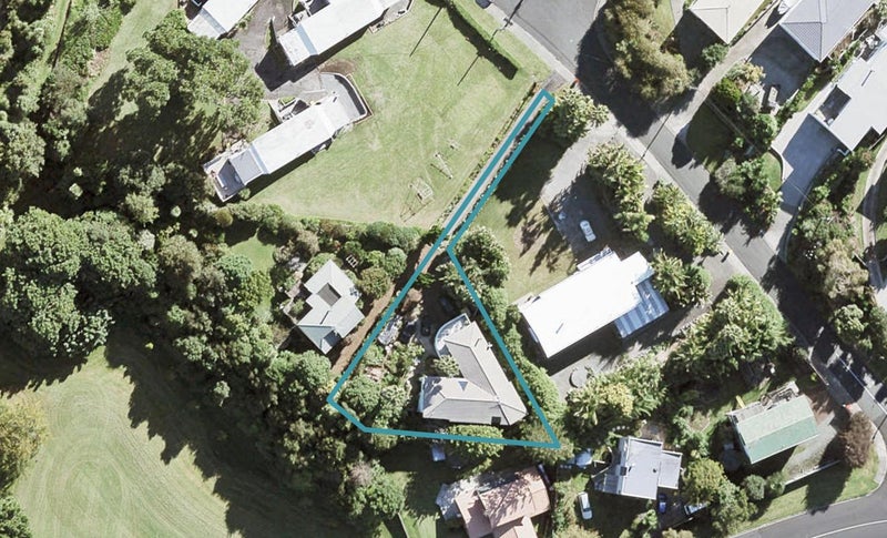 138 Stanmore Bay Road, Stanmore Bay, Whangaparaoa - Carousel 1