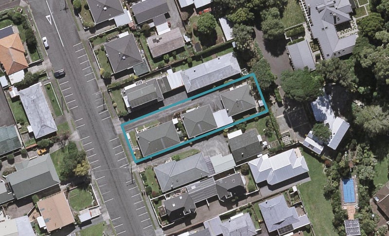 3/7 Norman Street, Lower Vogeltown, New Plymouth - Carousel 1
