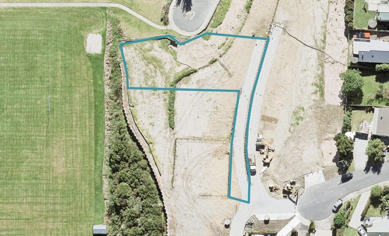 22 Waititiro Rise, Stanmore Bay, Whangaparaoa - Carousel 1