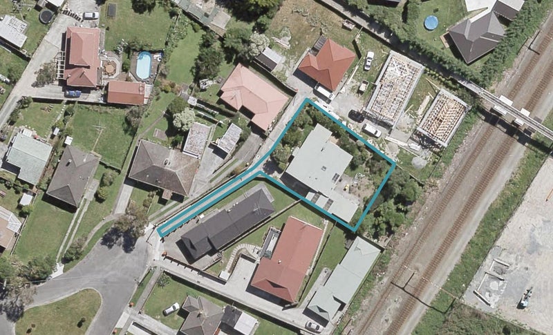 7 Watkins Grove, Taita, Lower Hutt - Carousel 1