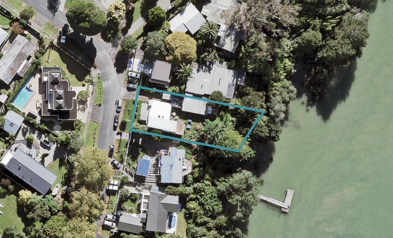 119 Ferry Parade, Herald Island, Auckland - Carousel 1