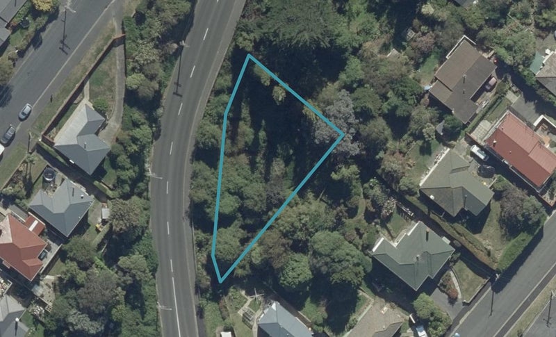 46 Larnach Road, Waverley, Dunedin - Carousel 1