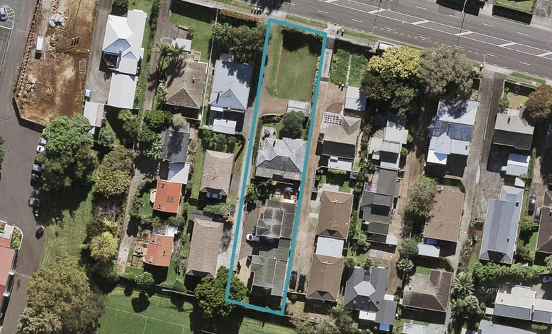 1/637 Mount Albert Road, Royal Oak, Auckland - Carousel 1