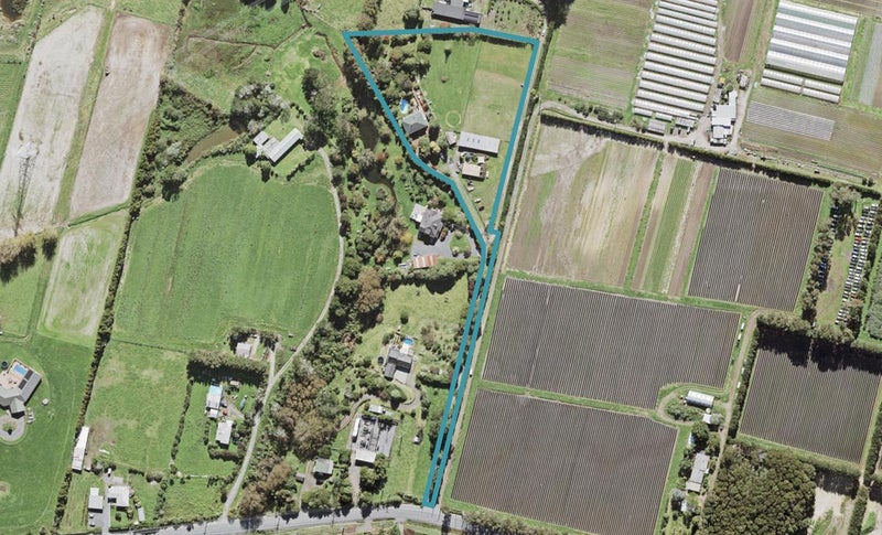 303 Riverhead Road, Kumeu - Carousel 1