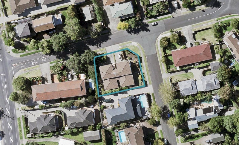 3 Vivian Wilson Drive, Eastern Beach, Auckland - Carousel 1