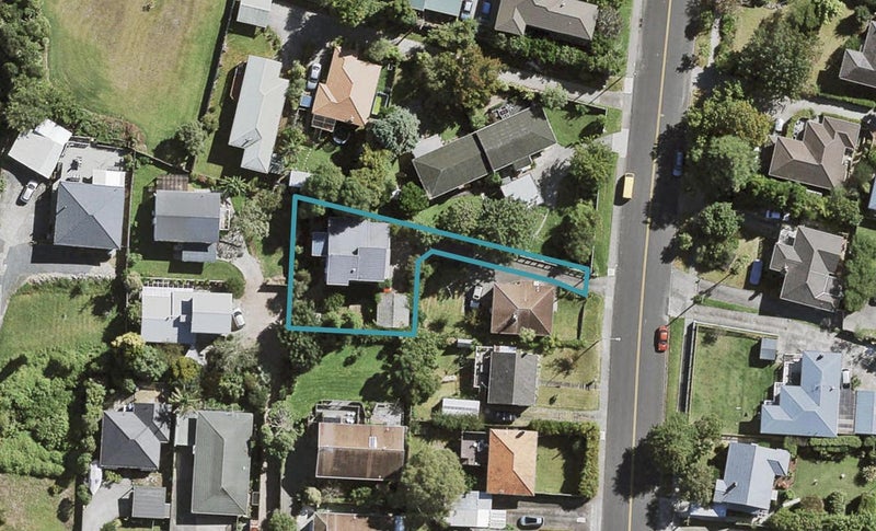 33A Captain Scott Road, Glen Eden, Auckland - Carousel 1