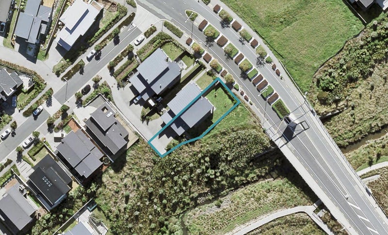 4 Te Oneroa Way, Long Bay, Auckland - Carousel 1