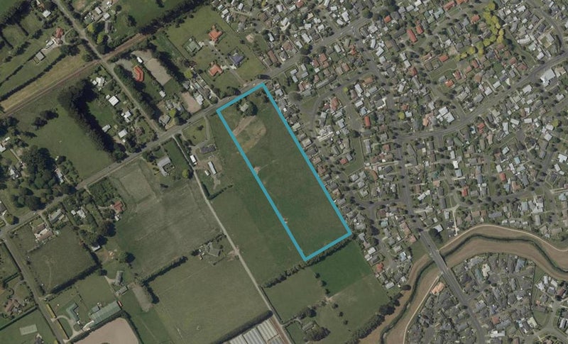 11 No 1 Line, WESTBROOK, PALMERSTON NORTH - Carousel 1