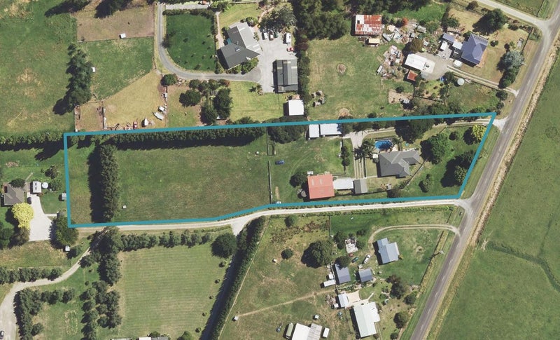 76 Cameron Road, Makauri, Gisborne - Carousel 1
