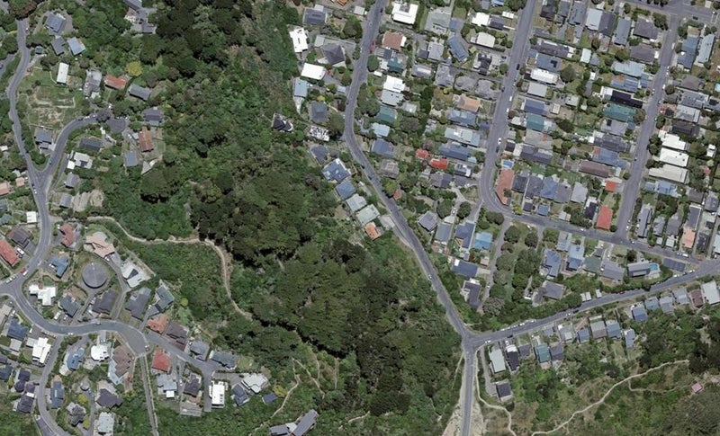 118 Inglis Street, Seatoun, Wellington - Carousel 1