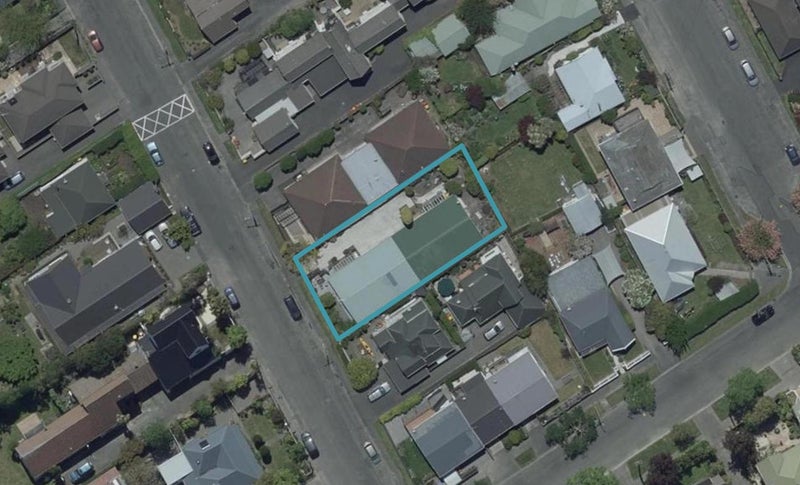 2/64 Abberley Crescent, St Albans, Christchurch - Carousel 1