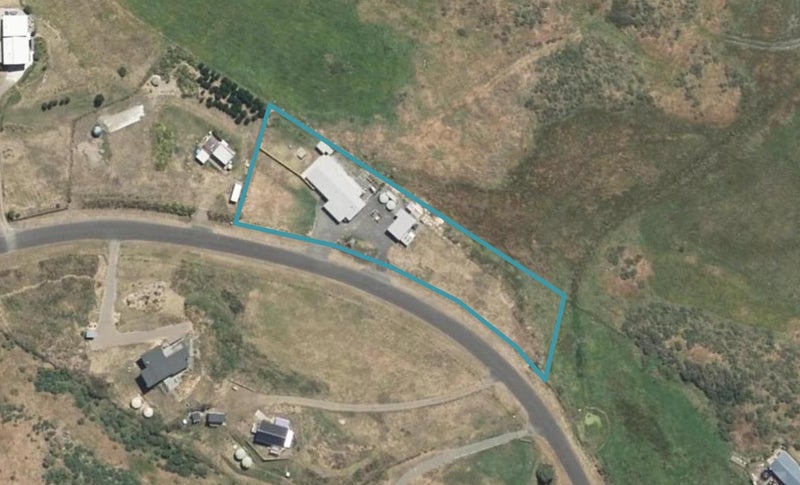 130 Strathnaver Drive, Waikawa Beach, Levin - Carousel 1