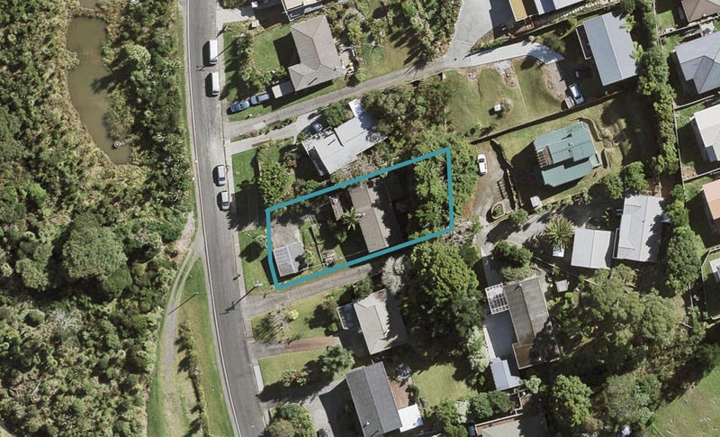 25 Rangeview Road, Sunnyvale, Auckland - Carousel 1