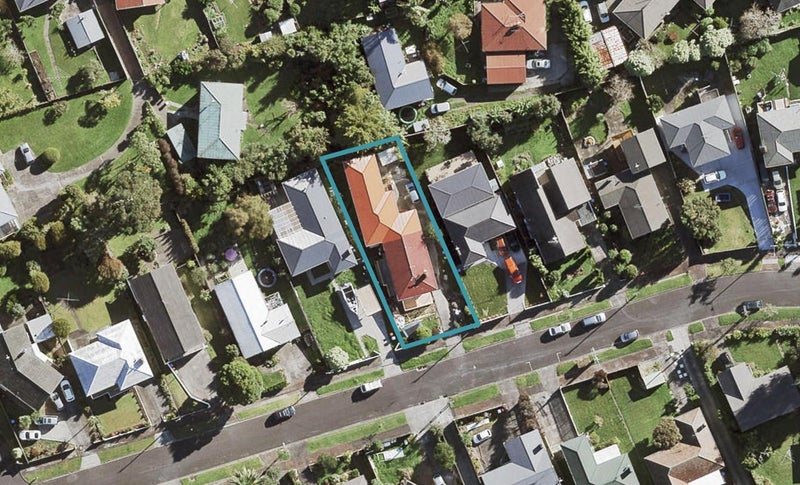 19 Westminster Street, New Windsor, Auckland - Carousel 1