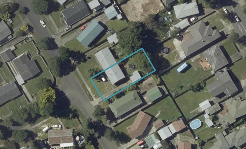 10 Stillwater Place, Westbrook, Palmerston North - Carousel 1