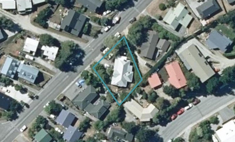 14 Watts Road, Fernhill, Queenstown - Carousel 1