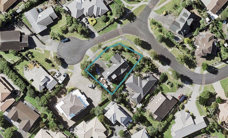 12 Sharples Place, Somerville, Auckland - Carousel 1