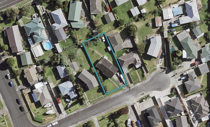 8 Jenkins Place, Manurewa East, Auckland - Carousel 1
