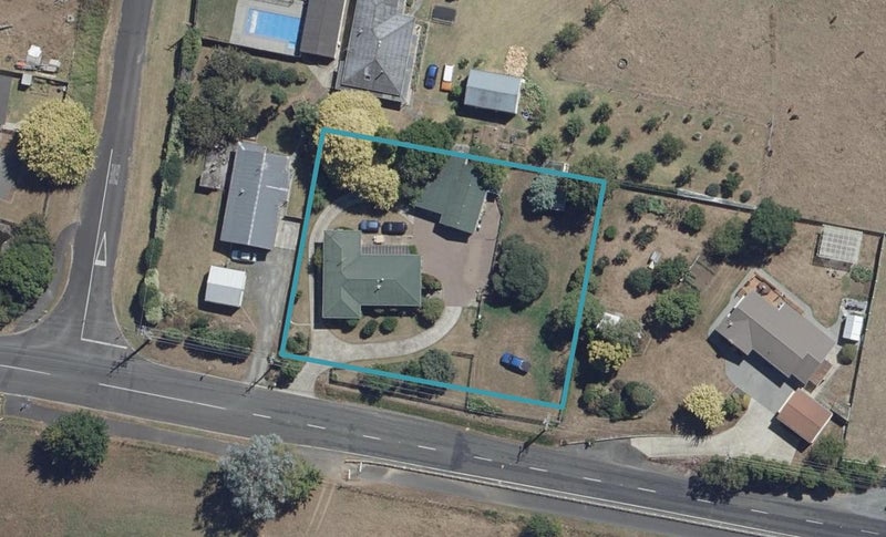 1374 Pukete Road, Pukete, Hamilton - Carousel 1